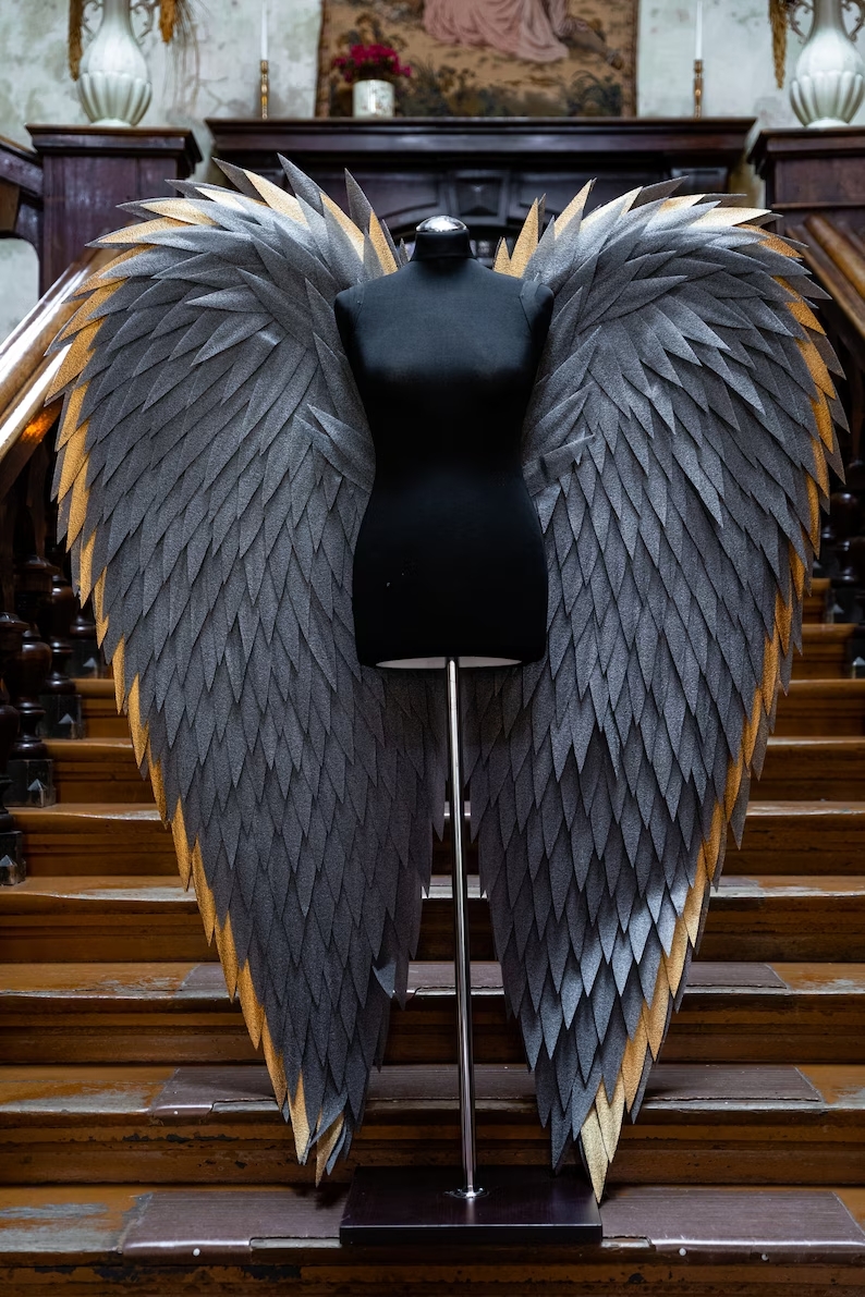 Dark Angel Wings Cosplay Costumes – with gold wings – Clothes With Muscles